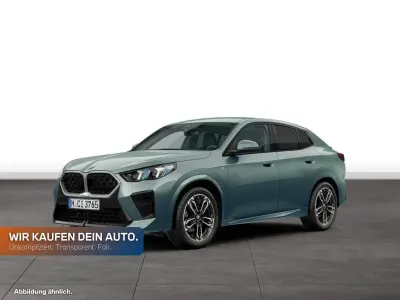 Usata BMW X2 Luxury Line 150 CV (110 kW) 2025 Verde SUV
