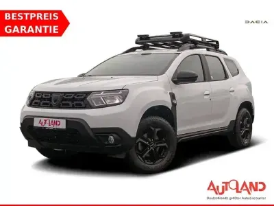 Gebraucht Dacia Duster Comfort 91 PS (66 kW) 2022 Weiß SUV