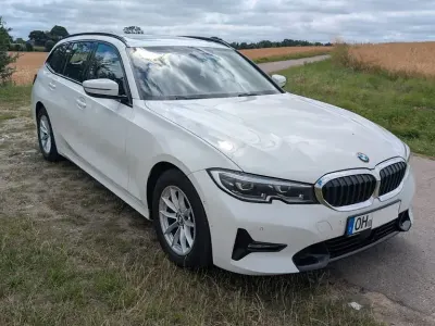 Gebraucht BMW 320 Sport Line 190 PS (139 kW) 2020 Weiß Kombi