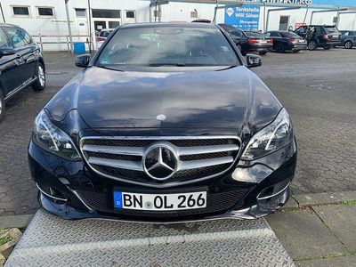 Gebraucht Mercedes E250 Avantgarde 204 PS (150 kW) 2015 Schwarz Kombi