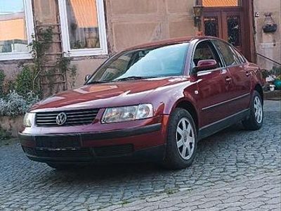 Gebraucht VW Passat 101 PS (74 kW) 1997 Rot Limousine