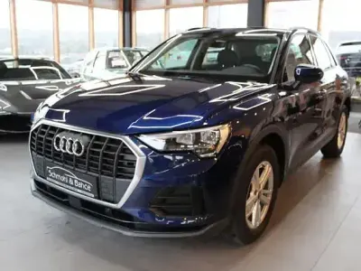Gebraucht Audi Q3 Basis 150 PS (110 kW) 2023 Blau SUV