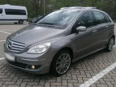 Brugt Mercedes E200 193 HK (141 kW) 2007 Grå Sedan