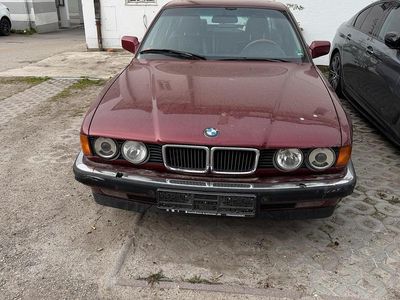 Second-hand BMW 730 218 CP (160 kW) 1991 Roșu Berlinǎ