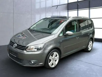 Gebraucht VW Touran Cup 105 PS (77 kW) 2015 Pepper grey Van / Kleinbus