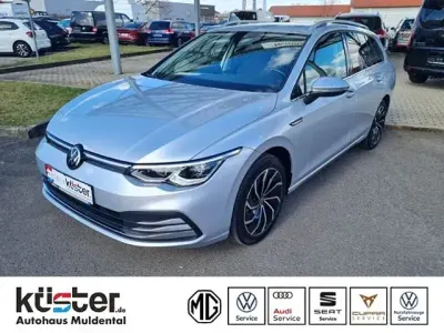 Gebraucht VW Golf VIII Style 150 PS (110 kW) 2021 Silber Kombi