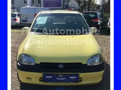 Gebraucht Opel Corsa 60 PS (44 kW) 1997 Gelb Kleinwagen