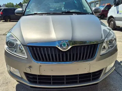 Gebraucht Skoda Roomster 90 PS (66 kW) 2010 Beige Van / Kleinbus