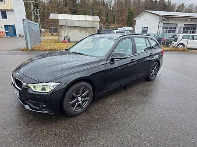 Gebraucht BMW 320 Advantage 190 PS (139 kW) 2018 Schwarz Kombi
