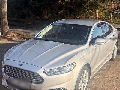 Gebraucht Ford Mondeo Titanium 163 PS (119 kW) 2017 Silber Limousine
