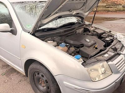 Gebraucht VW Bora 110 PS (80 kW) 1998 Grau Kleinwagen