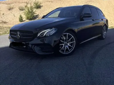 Gebraucht Mercedes E220 Edition 194 PS (142 kW) 2019 Schwarz Kombi