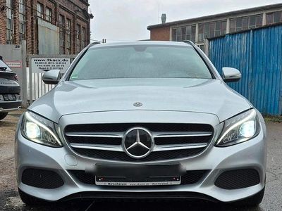 Grau Gebraucht 2018 Mercedes C220 Kombi | 17.700 € (Fairer Preis)