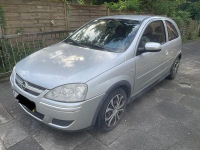 Gebraucht Opel Corsa Sport 69 PS (50 kW) 2006 Silber Kleinwagen