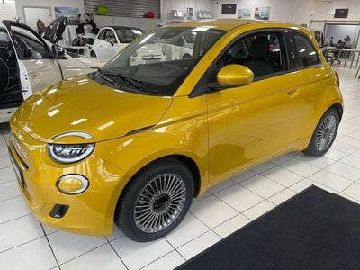 Neu Fiat 500 65 PS (47 kW) 2026 Gelb Limousine