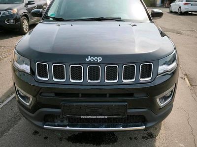 Gebraucht Jeep Compass 140 PS (102 kW) 2018 Schwarz SUV
