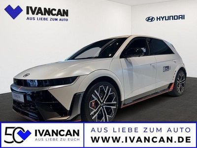 Atlas white (matt) Gebraucht 2023 Hyundai Ioniq 5 Basis SUV | 62.990 €