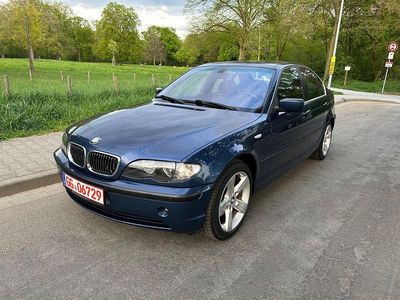 Gebraucht BMW 320 Sport Line 170 PS (125 kW) 2005 Blau Limousine