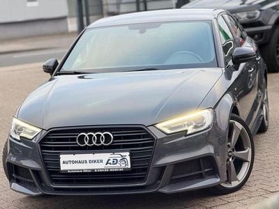 Gebraucht Audi A3 Black Edition 150 PS (110 kW) 2018 Grau Limousine