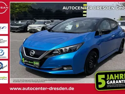 Gebraucht Nissan Leaf 110 kW (150 PS) 2021 Vivid blue m/black p Kleinwagen
