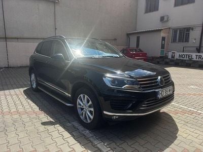 Gebraucht VW Touareg 204 PS (150 kW) 2015 Schwarz SUV