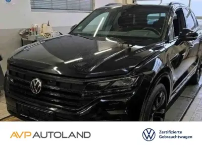 Gebraucht VW Touareg R 462 PS (339 kW) 2022 Deep black perleffekt SUV
