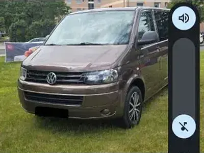 Gebraucht VW Multivan 140 PS (102 kW) 2013 Braun Van / Kleinbus