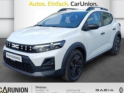 Neu Dacia Sandero Essentiel 110 PS (80 kW) 2026 Weiß Limousine