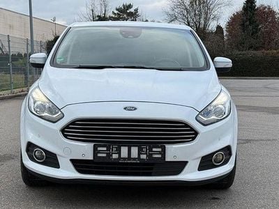 Gebraucht Ford S-MAX Titanium 150 PS (110 kW) 2019 Weiß Van / Kleinbus