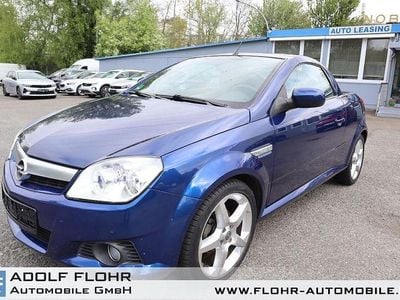 Second-hand Opel Tigra Sport 90 CP (66 kW) 2005 Albastru Cabrio