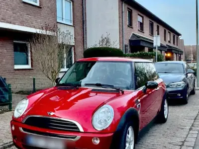 Usata Mini ONE 90 CV (66 kW) 2005 Rosso Utilitaria