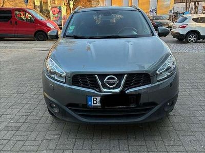 Gebraucht Nissan Qashqai 360º 175 PS (128 kW) 2013 Grün SUV