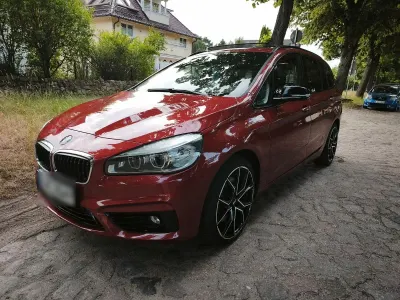Gebraucht BMW 220 Gran Tourer Advantage 190 PS (139 kW) 2016 Rot Van / Kleinbus