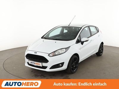 Gebraucht Ford Fiesta Celebration 101 PS (74 kW) 2017 Weiß Kleinwagen