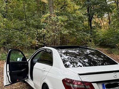 Gebraucht Mercedes E350 231 PS (169 kW) 2009 Weiß Limousine