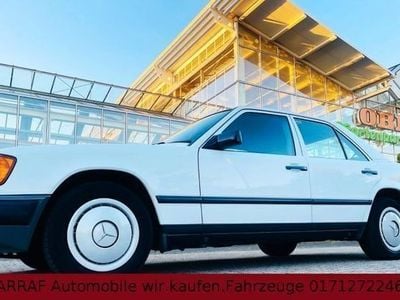 Gebraucht Mercedes E230 132 PS (97 kW) 1988 Weiß Limousine