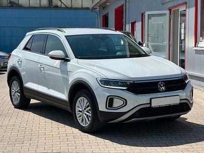 Gebraucht VW T-Roc Life 110 PS (80 kW) 2023 Pure white SUV