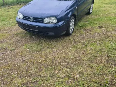 Gebraucht VW Golf 90 PS (66 kW) 2001 Blau Cabrio