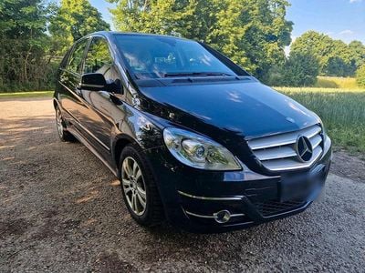 Usata Mercedes B180 109 CV (80 kW) 2008 Nero Monovolume