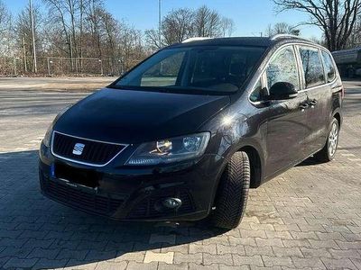 Schwarz Gebraucht 2012 Seat Alhambra Ecomotive Van / Kleinbus | 10.900 € (Fairer Preis)