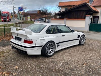 gebraucht BMW 325 i Rocketbanny