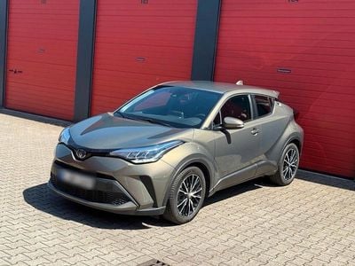 Gebraucht Toyota C-HR Lounge 122 PS (89 kW) 2023 Gold SUV