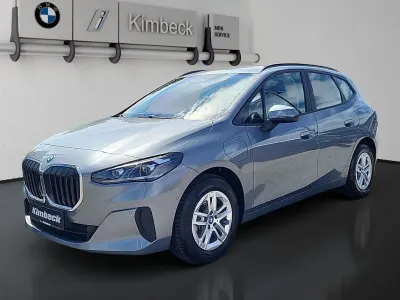 Gebraucht BMW 225 Active Tourer 245 PS (180 kW) 2024 Skyscraper grau Van / Kleinbus