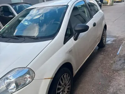Gebraucht Fiat Punto 65 PS (47 kW) 2009 Kleinwagen