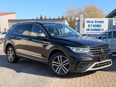 Gebraucht VW Tiguan Allspace Elegance 200 PS (147 kW) 2022 Schwarz SUV