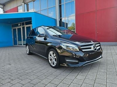 Mercedes B200