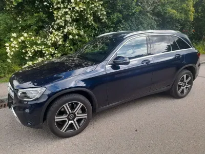 Gebraucht Mercedes GLC300e 211 PS (155 kW) 2021 Blau SUV