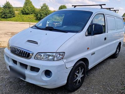 Hyundai H-1
