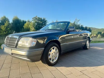 Brugt Mercedes E320 220 HK (161 kW) 1995 Sort Cabriolet