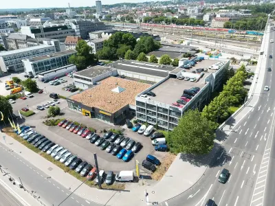 Neu Opel Vivaro-e Combi 120 PS (88 kW) 2026 Weiß Van / Kleinbus
